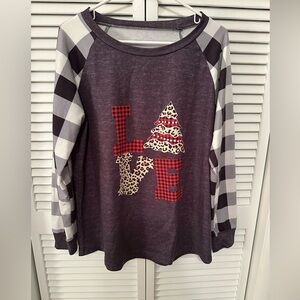 Christmas Plaid Sleeve Love Graphic Women’s Top